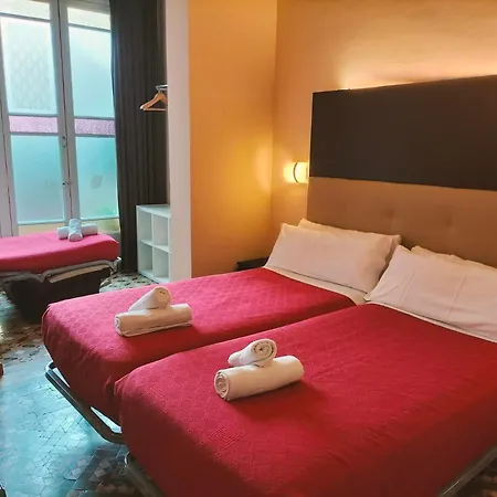 Center Gran Via Hotell *
